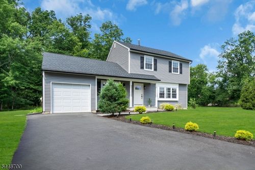 14 Dumont Round, Hillsborough, NJ, 08844-1814 | Card Image