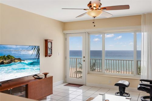 apt-407-300 Oregon St, Hollywood, FL, 33019-2031 | Card Image