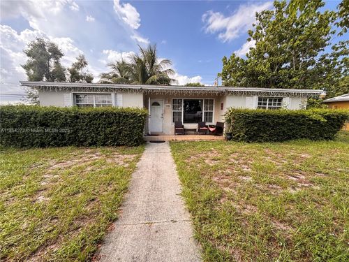 3351 Nw 175th St, Miami Gardens, FL, 33056-3909 | Card Image