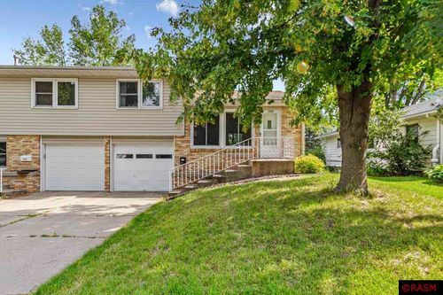 1709 Fair St, Mankato, MN, 56001-5515 | Card Image