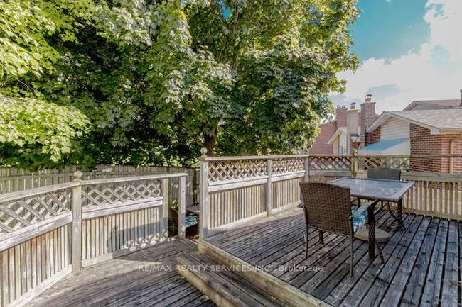 32 Simmons Blvd, House other with 3 bedrooms, 2 bathrooms and 4 parking in Brampton ON | Image 39
