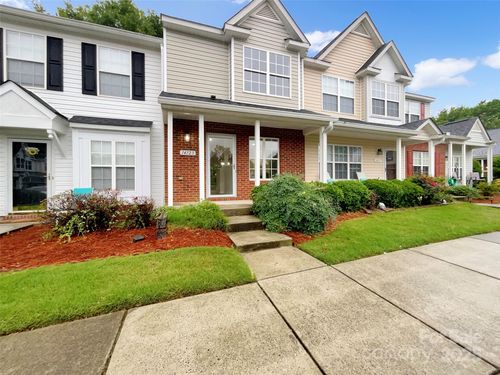 14123 Tranters Creek Ln, Charlotte, NC, 28273-6992 | Card Image