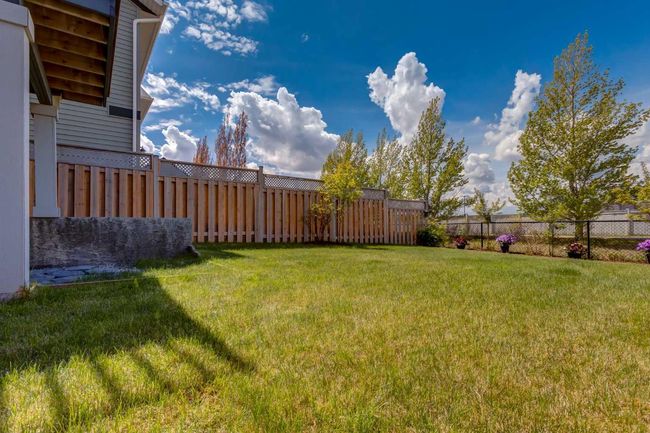 251 Kingsbridge Rd Se, Home with 2 bedrooms, 3 bathrooms and 2 parking in Airdrie AB | Image 37