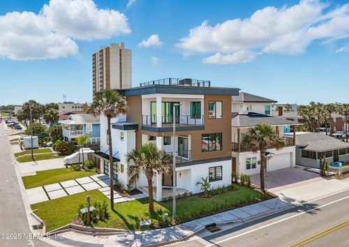 134 1st St S, Jacksonville Beach, FL, 32250-6820 | Card Image