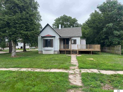 502 Maple Street, Friend, NE, 68359 | Card Image