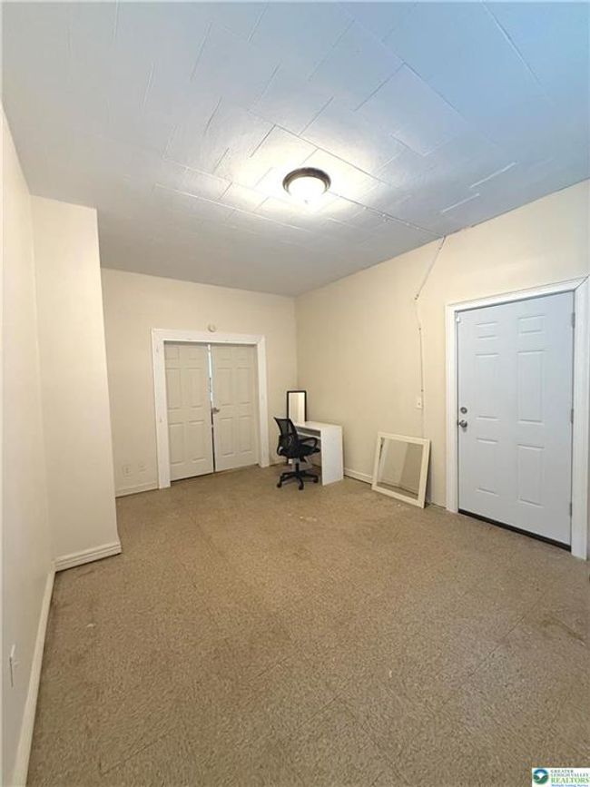APT-1 - 614 N 8 Th St, House other with 2 bedrooms, 1 bathrooms and null parking in Allentown PA | Image 9