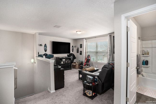 7129 Pisces Way, House other with 3 bedrooms, 3 bathrooms and null parking in Converse TX | Image 20