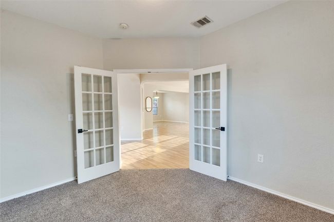 6305 Roseborough Dr, House other with 4 bedrooms, 3 bathrooms and 4 parking in Austin TX | Image 15