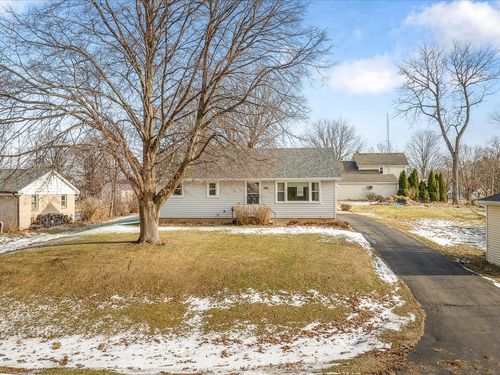 205 N Seward St, WINNEBAGO, IL, 61088-9769 | Card Image