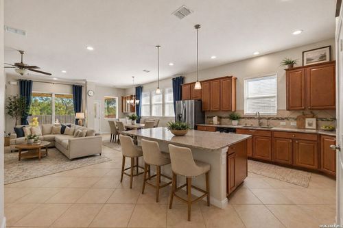 25756 Two Spgs, San Antonio, TX, 78255-4412 | Card Image