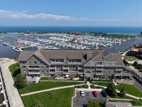 302-4 Gaslight Drive, RACINE, WI, 53403 | Card Image