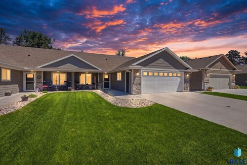 4506 W Graceland Pl, Sioux Falls, SD, 57106-5794 | Card Image