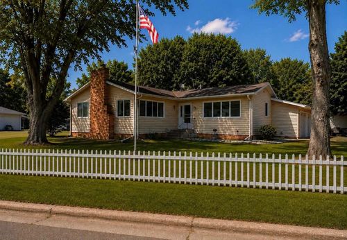 414 Herwig Drive, PARDEEVILLE, WI, 53954 | Card Image