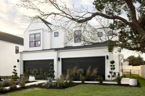 8109 Ermis Farm Road, Austin, TX, 78745 | Card Image