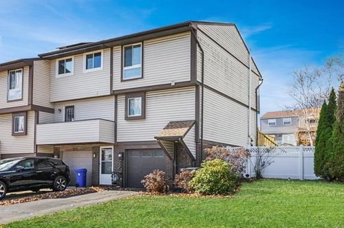 209 Cranbrooke Dr, Coraopolis, PA, 15108-9119 | Card Image