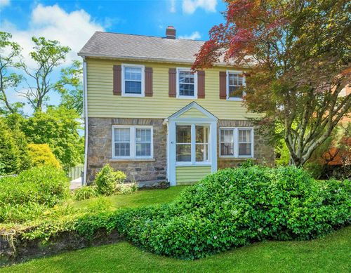 42 Deane Pl, Larchmont, NY, 10538-3416 | Card Image