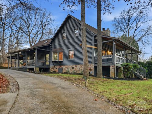 19810 Schooner Dr, Cornelius, NC, 28031-5861 | Card Image