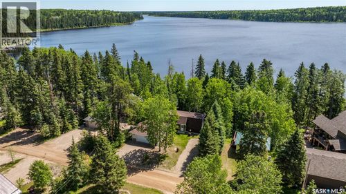 109 Beaver Pl, Waskesiu Lake, SK, S0J2Y0 | Card Image