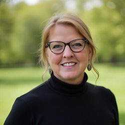 Mary Perham-Nelson