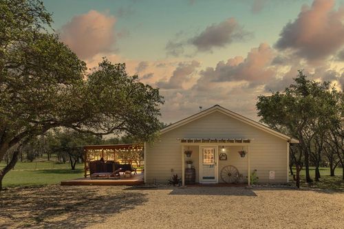 222 Spanish Oak Trl, Harper, TX, 78631-6341 | Card Image
