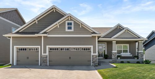 303 Aspen Dr Ne, Bondurant, IA, 50035-2204 | Card Image