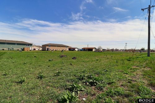 350 S Howard Street, Fremont, NE, 68025 | Card Image