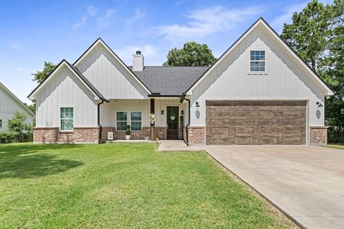 310 Concord St, Vidor, TX, 77662-6002 | Card Image