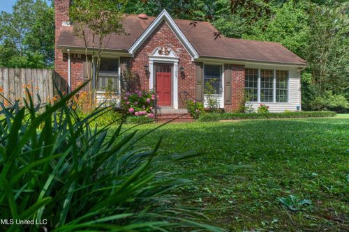 11007 Horseshoe Bnd, Hernando, MS, 38632-4403 | Card Image