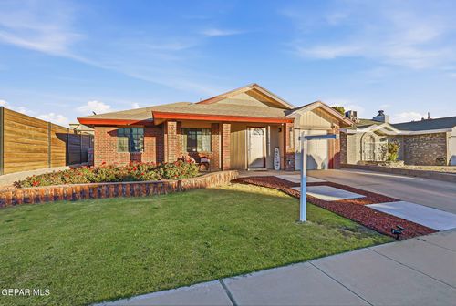 1548 Kolliker Dr, El Paso, TX, 79936-7181 | Card Image