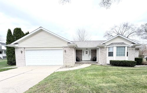300 Carriage Way, Davison, MI, 48423 | Card Image