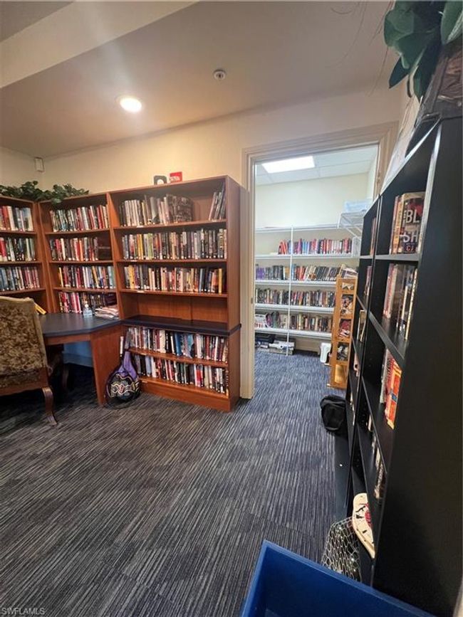 Library | Image 38