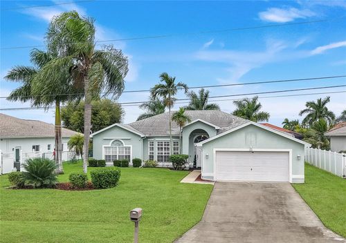 305 Se 31st Street, Cape Coral, FL, 33904 | Card Image