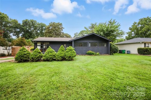 4535 Crestmont Dr, Charlotte, NC, 28205-4661 | Card Image