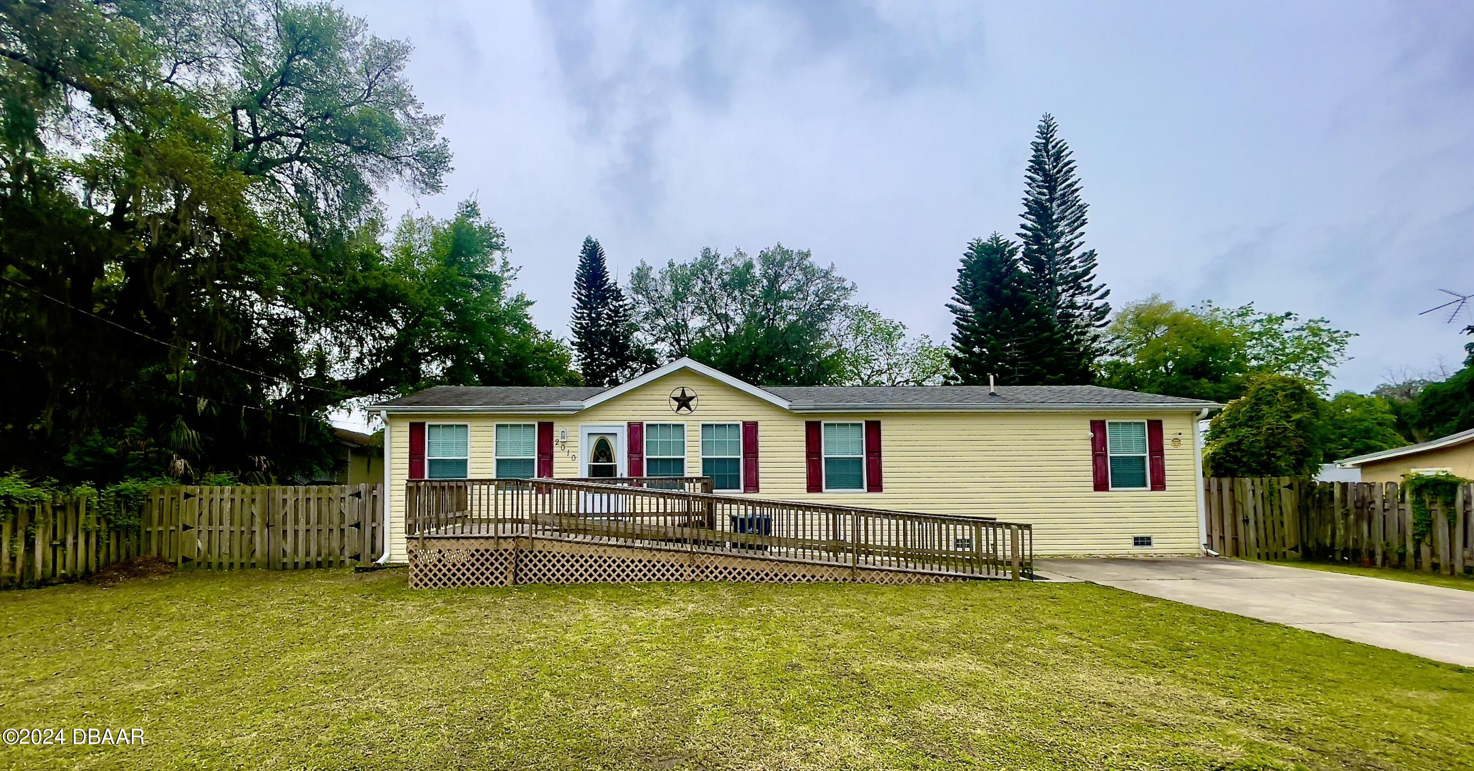 Debbie St, New Smyrna Beach, FL 32168