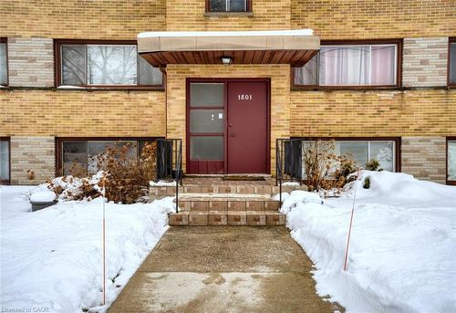 {{alt}} | Card Image