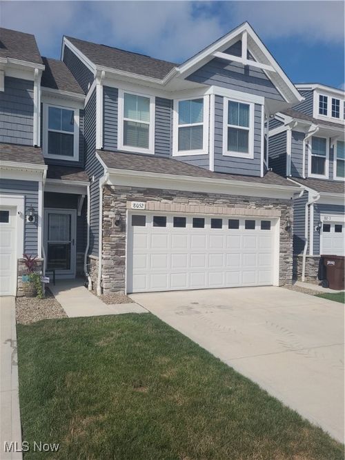 unit-2-805 Dipper Ln, Aurora, OH, 44202-8866 | Card Image