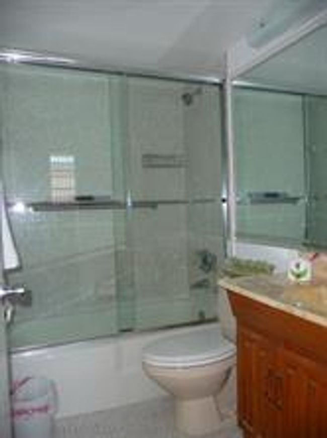 MAIN BATH-TUB/SHOWER | Image 17