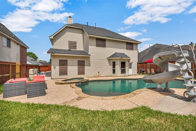 1003 Highland Woods Dr, House other with 4 bedrooms, 3 bathrooms and 2 parking in Highlands TX | Image 29
