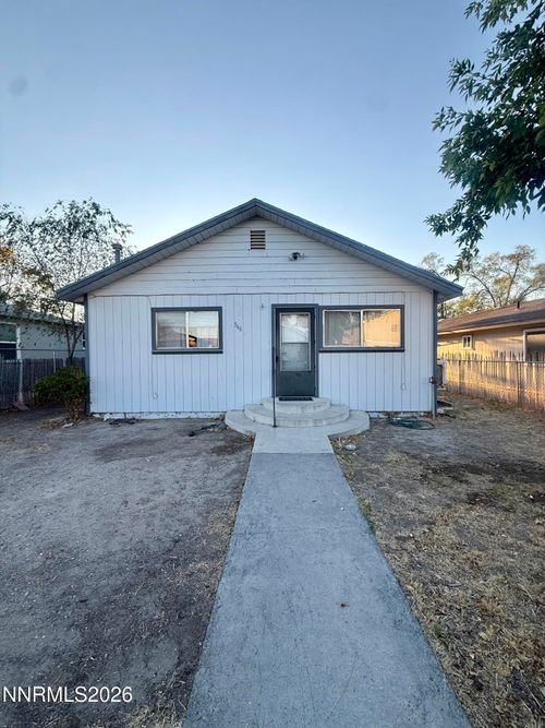 566 Douglas Street, Fallon, NV, 89406 | Card Image