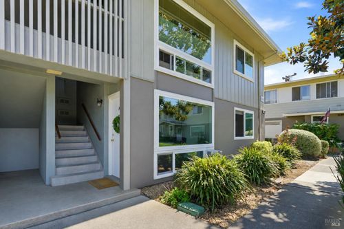 a-1032 Los Gamos Rd, San Rafael, CA, 94903-2516 | Card Image