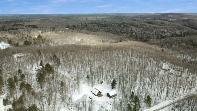 1015 Calbrett Rd, House other with 1 bedrooms, 1 bathrooms and 5 parking in Haliburton ON | Image 41