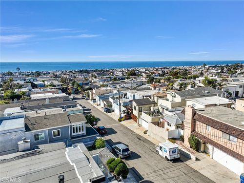 1210 1st Pl, Hermosa Beach, CA, 90254-5303 | Card Image