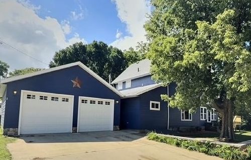 1710 Denver Ave, Spirit Lake, IA, 51360-1940 | Card Image