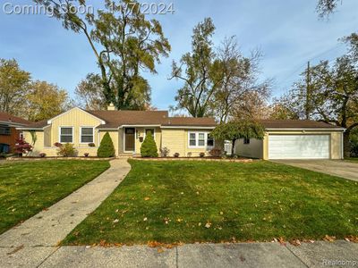 15526 Kirkshire Avenue, Home with 3 bedrooms, 2 bathrooms and null parking in Beverly Hills Vlg MI | Image 1