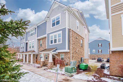 645 Jenny Way, Brighton, MI, 48116-3507 | Card Image