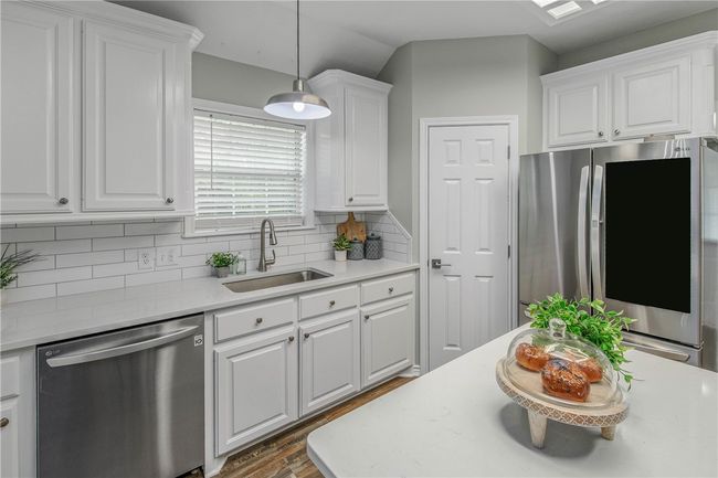 6201 Cromwell Ct, House other with 4 bedrooms, 3 bathrooms and null parking in Bryan TX | Image 9