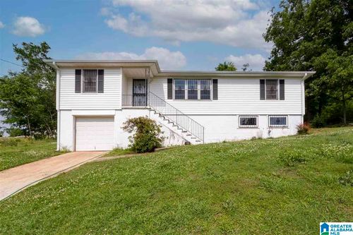 2804 10th St, CENTER POINT, AL, 35215-2832 | Card Image