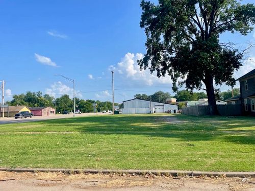 418 E 7th Street, Dewey, OK, 74029 | Card Image