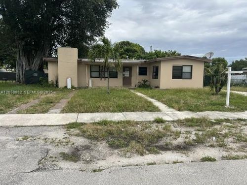 1001 Nw 13th Ct, Fort Lauderdale, FL, 33311-5942 | Card Image