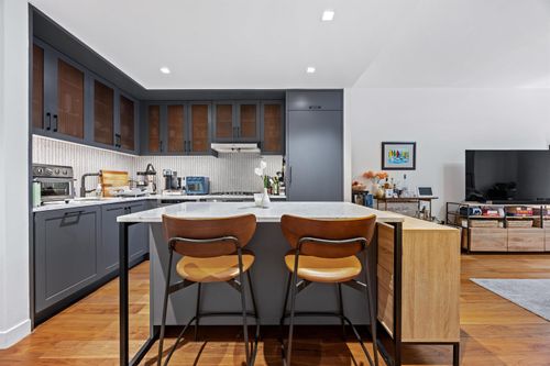 203-2 Shore Ln, Jersey City, NJ, 07310-1419 | Card Image